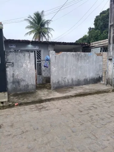 Vende-se casa