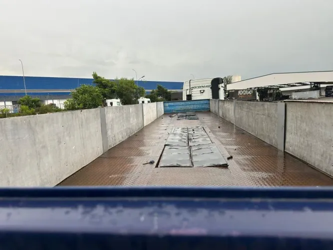 Carreta 12,40 Metros Carga Seca