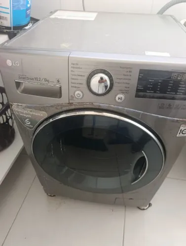 Máquina lava e seca