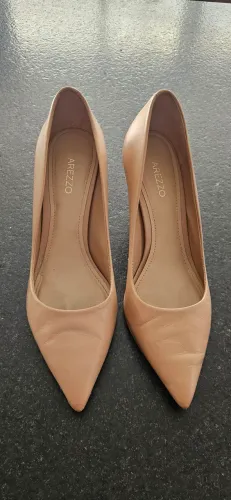 Scarpin arezzo nude 36