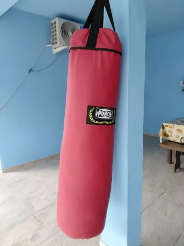 Saco de Pancada PUNCH 120cm (28kg) - USADO!