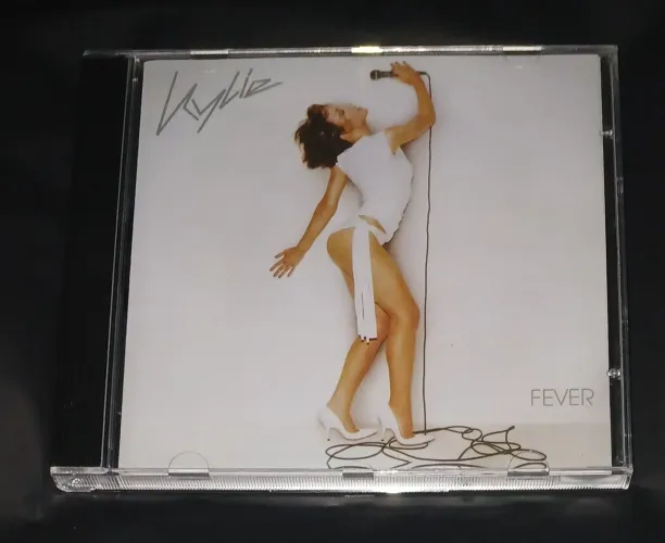PROMOÇÃO: Cd Kylie Minogue - Fever (inclui "Can't Get You Out Of My Head")