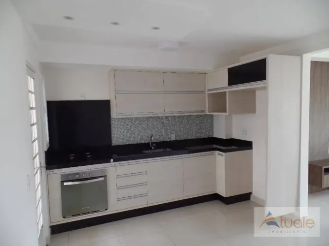 Casa com 3 dormitórios para alugar, 90 m² por R$ 3.415,00/mês - Villa Flora - Hortolândia/