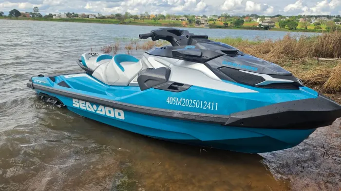 Jet-ski Seadoo 325 Limited 