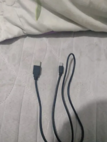 3 Cabos e fios para celular e eletrônicos 