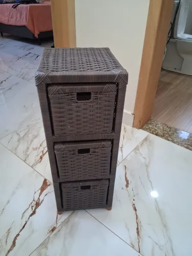 Gaveteiro de vime