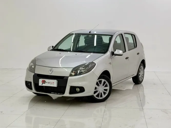 Renault Sandero 2013