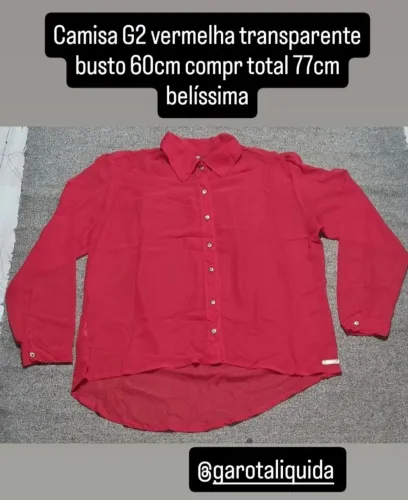 Camisa G2 vermelha transparente busto 60cm compr total 77cm belíssima
