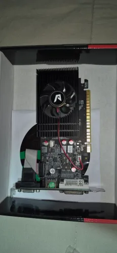 Placa de vídeo 740 4gb ddr5