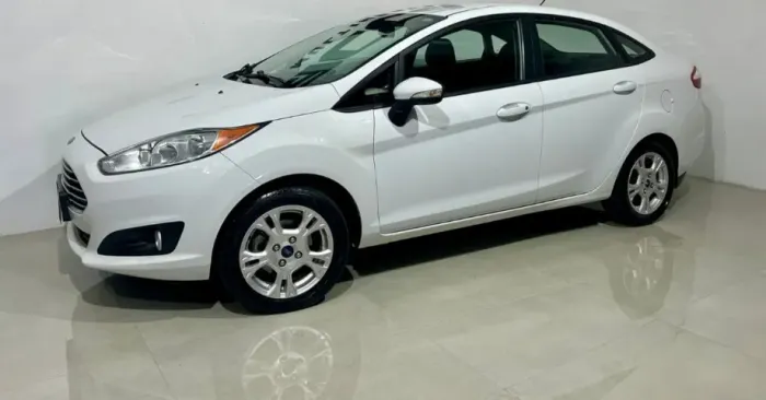 Ford Fiesta Sedan 1.6 16V Flex Aut. 2015