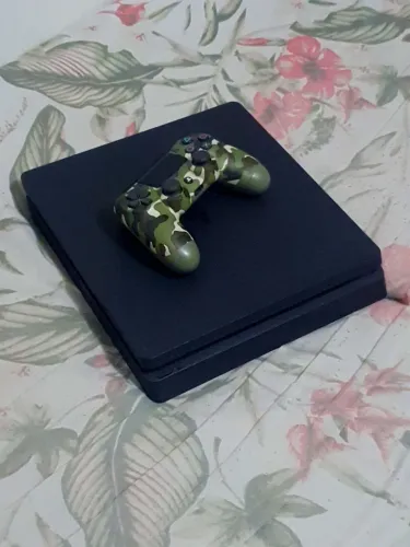 Playstation 4 (Ps4) slim 1tb [FAÇO EM 12X]