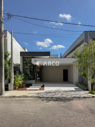 Casa Condomínio à Venda - 3 Dorm, Área Gourmet - Bosque dos Manacas  130m²