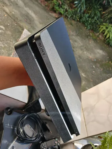 PS4 SLIM 1TB