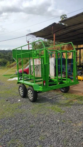 Reboque novo para dois cavalos