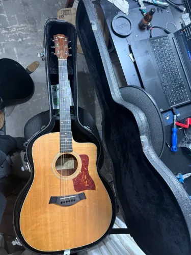 Violão Taylor 210ce + Case Rígido Taylor