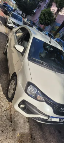 Toyota Etios X Plus Sedan 1.5 Flex 16V 4P Aut. 2020