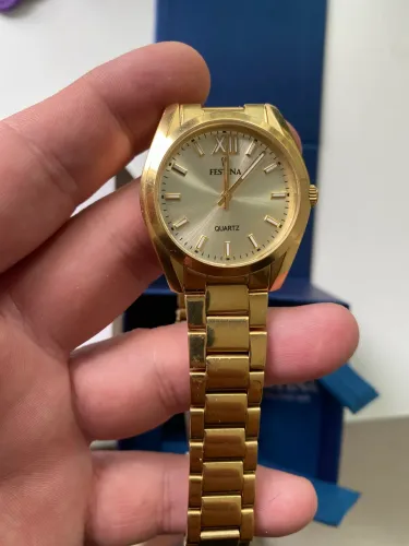 Relógio Festina Dourado - Seminovo