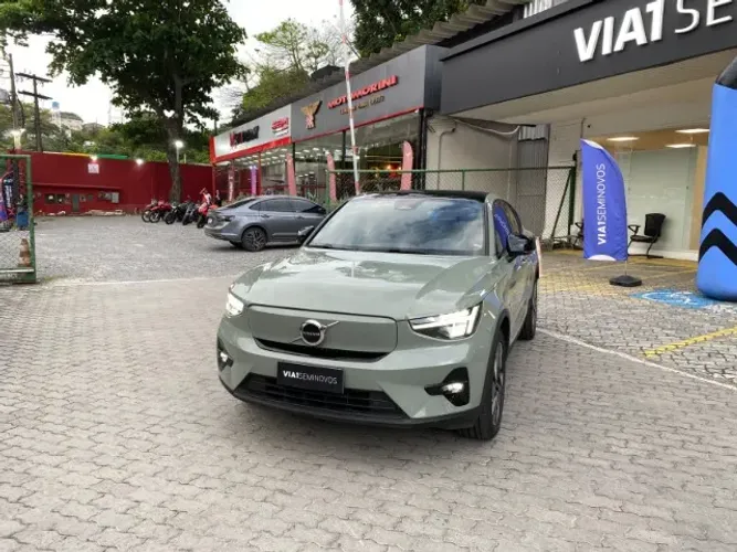 Volvo C40 Recharge Plus (elétrico) 2024