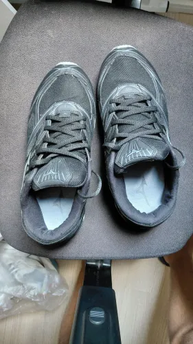 Tênis Mizuno Masculino - Preto/Azul - Excelente Estado