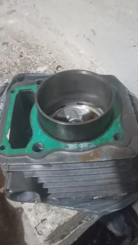 Vendo peças de XRE 300 ano 2020