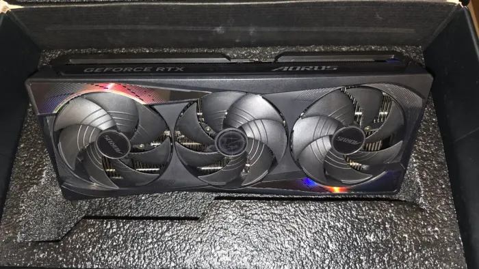RTX 5090 Aorus Master