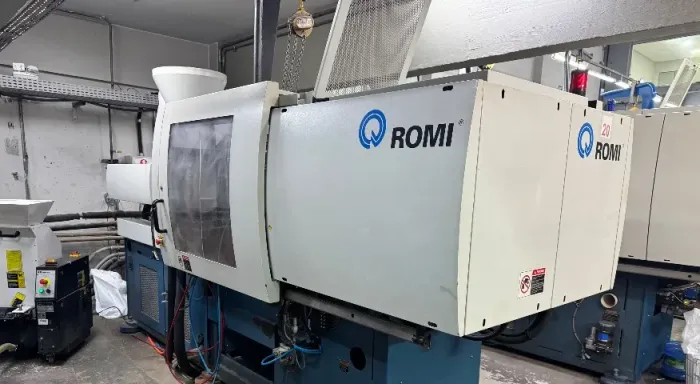 Máquina Injetora ROMI Prática 80