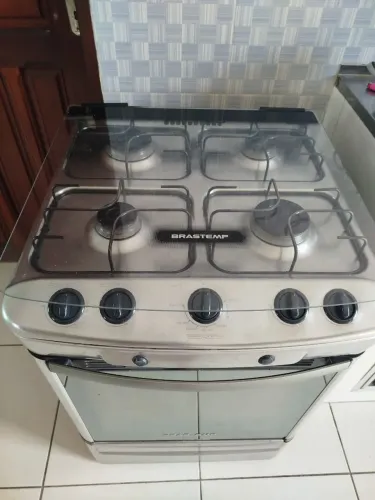 Fogão de 4 bocas 
