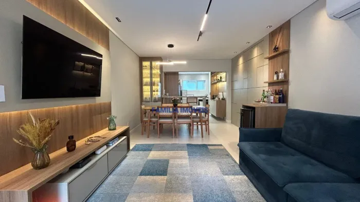 Apartamento à venda 3 quartos suite sacada Pompéia Santos/SP