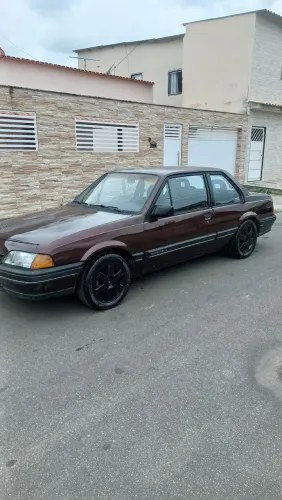 Chevrolet Monza GL 1.8 Efi/ SL/ L/ 650/barc. 2e4p (álcool) 1992