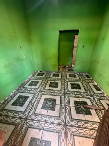 Vende-se Casa no Setor de Chácaras Vila Zenia! ?72