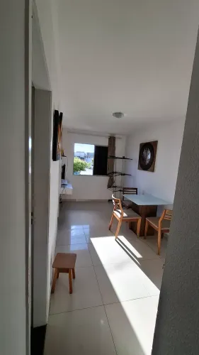 Excelente apartanento de 2/4, condomínio com piscina na Fraga Maia
