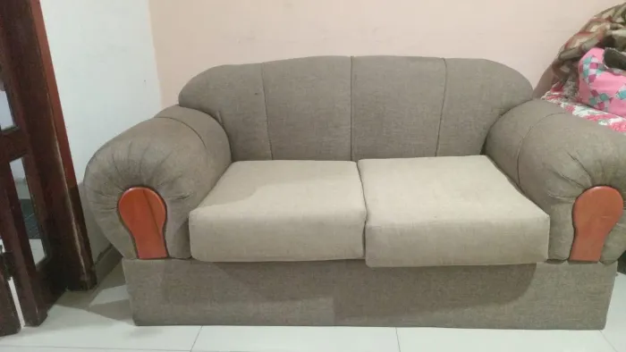 Sofá 2 lugares