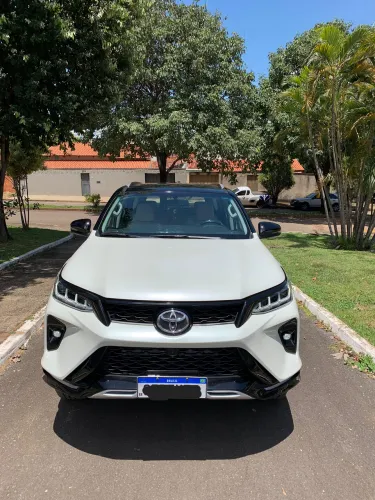 Toyota Hilux SW4 SRX Diamo. 4X4 2.8 TB DIE AUT 2019