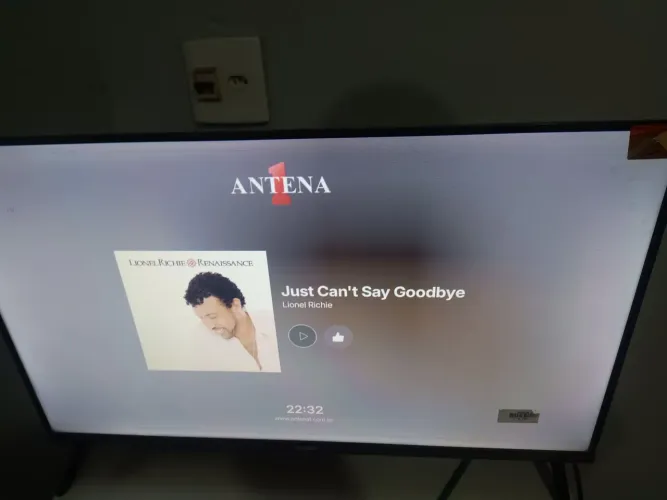 Tv semp Toshiba led 32 polegadas nova na caixa