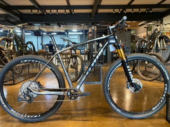 Bicicleta Seminova Lotus Spider - Nova andou somente 50km