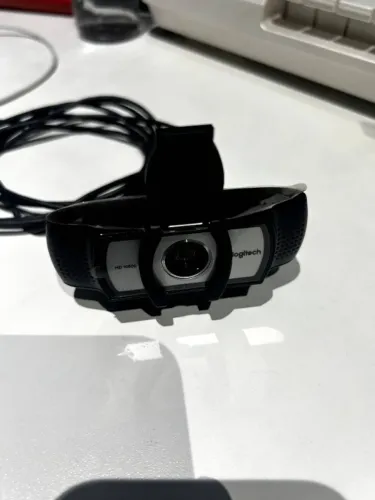 Webcam Logitech C930e Full HD 30FPS semi-nova