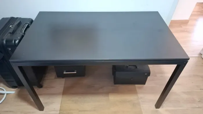 Mesa de Escritório preta