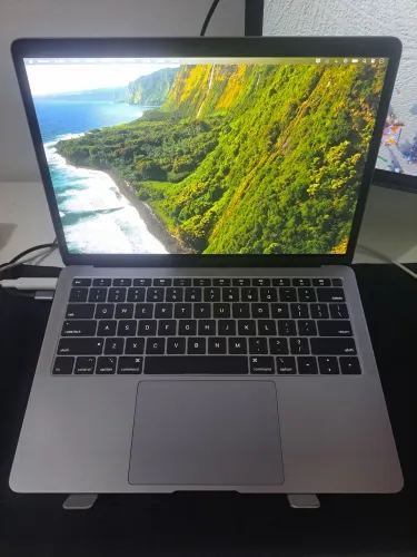 Apple MacBook Air 2019 Core i5 / 8GB / 128GB SSD - Bateria Top