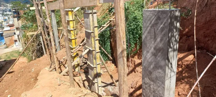 Construçoes e Reformas 