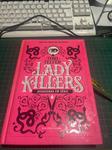 Livro Lady Killers Darkside