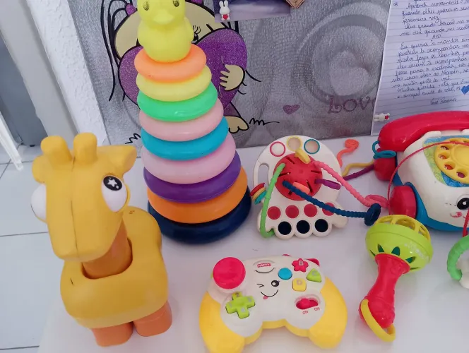 Brinquedos primeira infância 