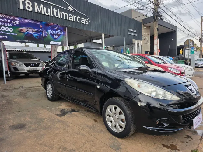 Peugeot 207 Sed. Passion XR Sport 1.4 Flex 8V 4P 2010