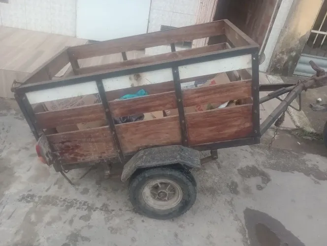Vendo reboque pra moto
