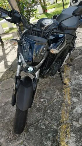 Fazer 15 preta 