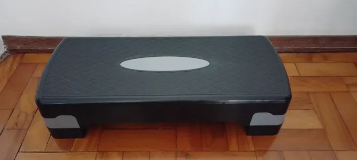 Queime calorias em casa fazendo exercícios em qualquer hora do dia.