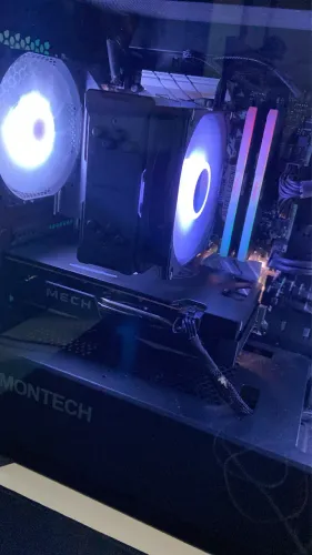 Placa de vídeo AMD 6650XT - Excelente