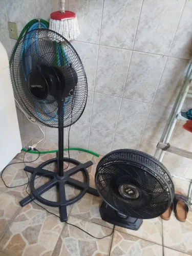 2 ventiladores 250 reais