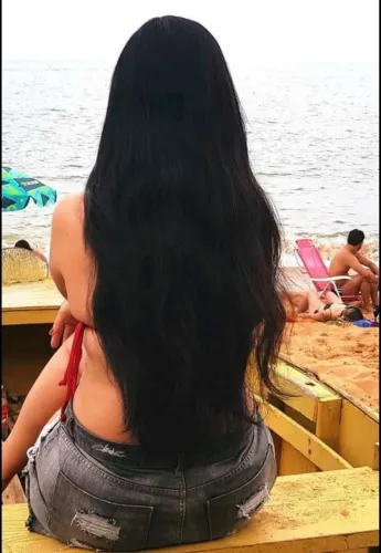 Vendo cabelo 100% humano (de origem Russa). 209 gramas comprido