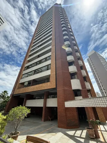lindo apartamento a venda no Castellamare proximo ari de sa andar alto