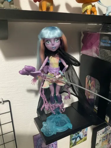 river styxx monster nigh boneca